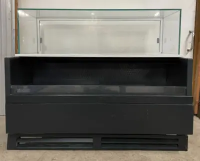 182-0189 Structural Concepts Refrigerated 66” Grab And Go Display Case