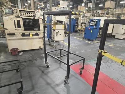 (1)Rolling Pallet Stand
