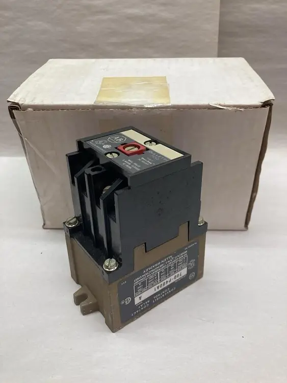 Used ALLEN-BRADLEY 700-P400A1 Miscellaneous Equipment (Electrical & Power) | Surplus Asset Holdings #1200106
