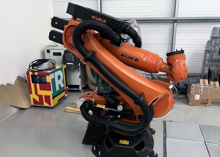 Used 2012 KUKA KR240 R2700 Prime Robots GB | Charter Auctions #1398567