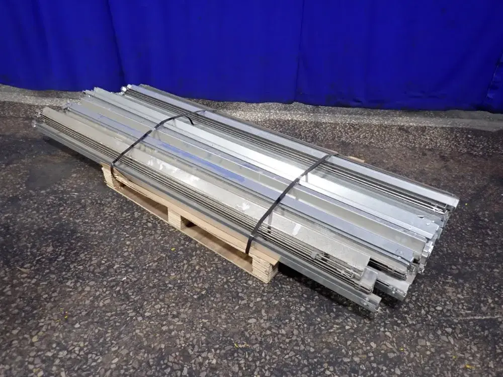 95" Metal Brackets