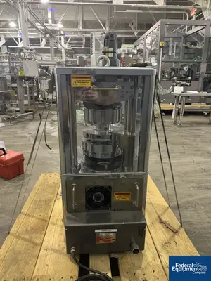 USED Riva Riva Piccola Rotary Tablet Press 10 Station, B Tooled