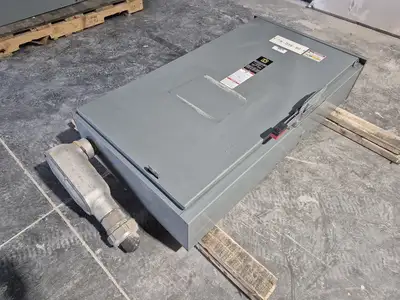USED SQUARE D CH365R
