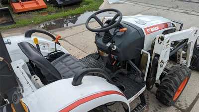 USED 2010 BOBCAT CT230