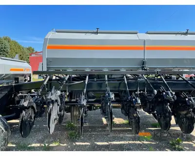 Used CRUSTBUSTER _UNKNOWN_ No-Till Drills Iowa US | Keast Enterprises #1360190