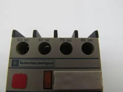 Telemecanique LP1D0901BDREQ3526G22 Contactor Relay 24 VDC Coil