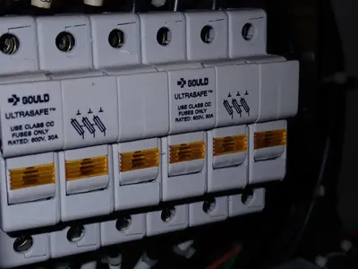 USED 2000 YASKAWA ELECTRIC CORPORATION YASNACXRCUP20