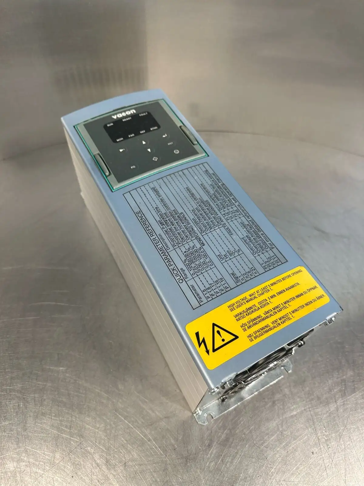 Vacon 0.75CXS4C2I1 Frequency Converter Inverter (7.3.1)