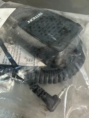 Ritron RM-7 In hand Micophone, Right Angle 2.5MM Plug NEW (2.1.2)