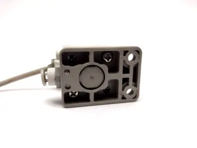 Used SMC ZSE40A-C6-T Pressure Switches Michigan US | Maverick Industrial Sales #1483207