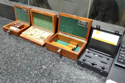USED MITUTOYO BN-1020