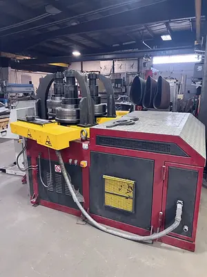 USED 2012 TAURING ALPHA 200