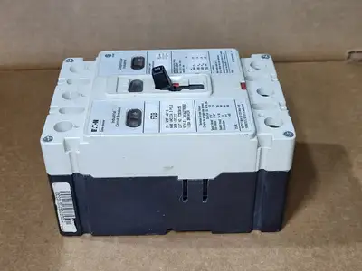 Used EATON CUTLER-HAMMER FDB3015S Switchgears British Columbia CA | Lenmark #477717