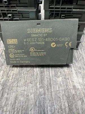 USED SIEMENS 6ES7 131-4BD01-0AB0