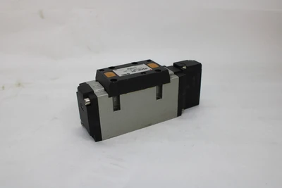 USED SMC VFS4100-5FZ