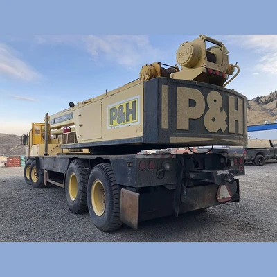 USED 1975 P&H T-300