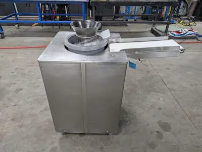 AM Manufacturing Round-O-Matic Dough Rounder