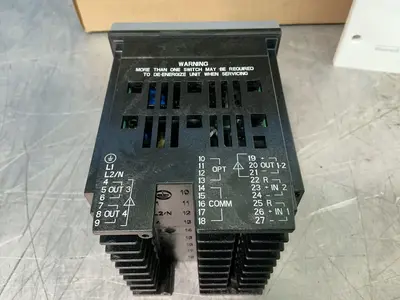 Used HONEYWELL DC2500CE000020000000E00 Temperature Controls Ohio US | HGR 24 #1545392