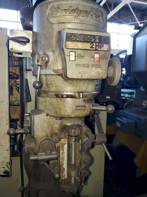 USED 1984 BRIDGEPORT SERIES 1