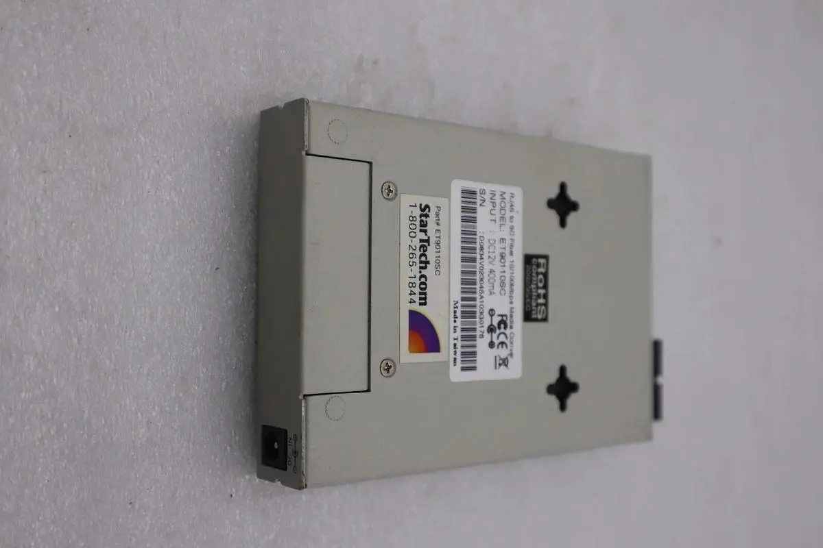 StarTech 10/100 Mbps Fiber to Ethernet Converter #ET90110SC STOCK K-169C 65030846240