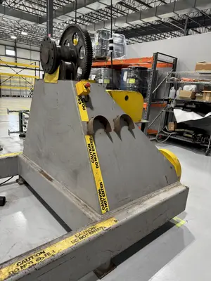 120" SWING X 208" LONG WELDING SYSTEMS HEADSTOCK & TAILSTOCK POWERED WELDING POSITIONER / PIPE ROLLER: YOBRO #23957