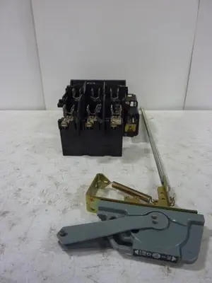 USED ALLEN BRADLEY 1494V-DS30 SER A