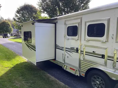 Used LAKOTA CHARGER Livestock Trailers Nebraska US | Trustworthy Equipment #1403573