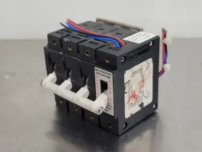 USED CARLING TECHNOLOGIES CA3P0D4825311MA