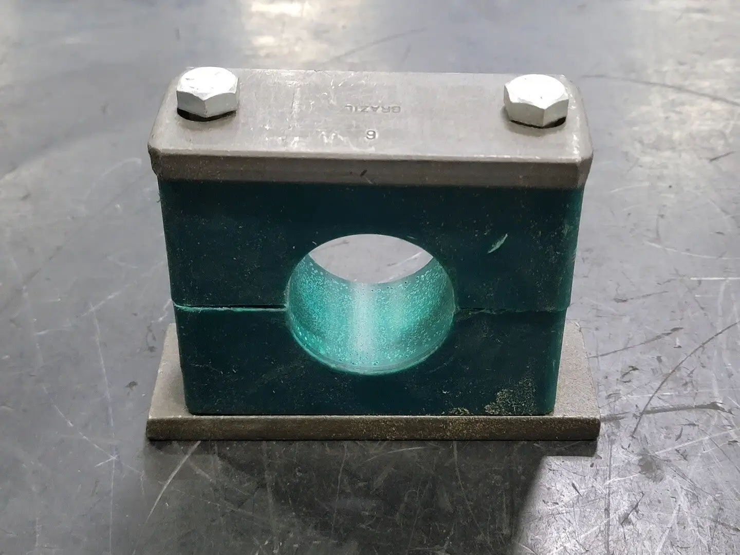 1-3/4" Hydraulic Pipe Clamp
