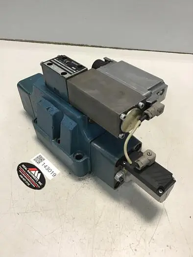 Used BOSCH 0 811 404 452 Valves/Fittings Michigan US | Ideal Machinery #695045