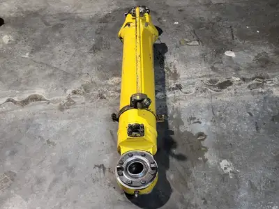 USED KOMATSU EH5933