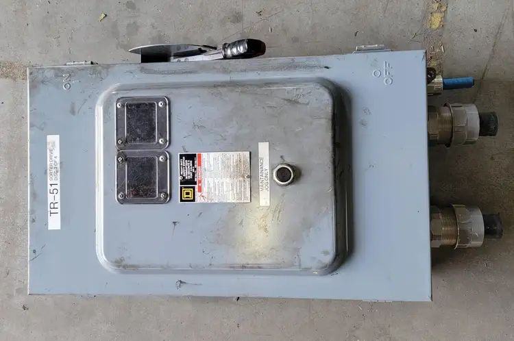 Used SQUARE D CHU364AWK Switchgears British Columbia CA | Lenmark #244000