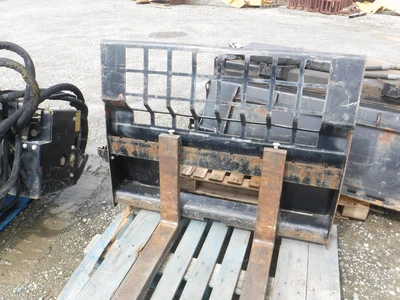 Used CATERPILLAR SKID STEER Pallet Forks California US | Western Trencher & Equipment, Inc. #1497666