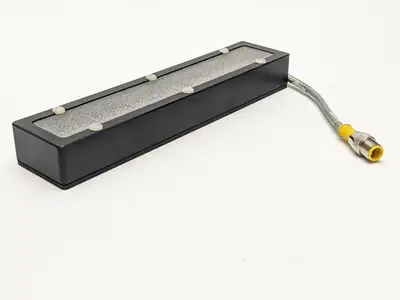 LA18-630 | Spectrum Illumination  Red LED Linear Array Light 1"x8" - Used