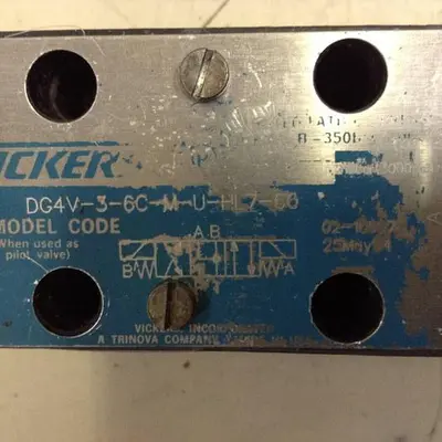 USED VICKERS DG4V-3-6C-M-U-HL7-60