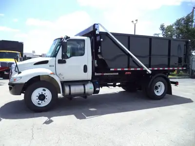 Used 2019 INTERNATIONAL _UNKNOWN_ Hooklifts & Roll-Offs Florida US | TLC Truck & Equipment #1568913