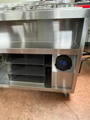 Used Duke Used Duke HCSS-LH Stainless Steel Dry Channel Soup Warmer Heated Holding Station Buffet - 220V Steam Tables (Food) Illinois US | Falcon Restaurant Supply #1375909