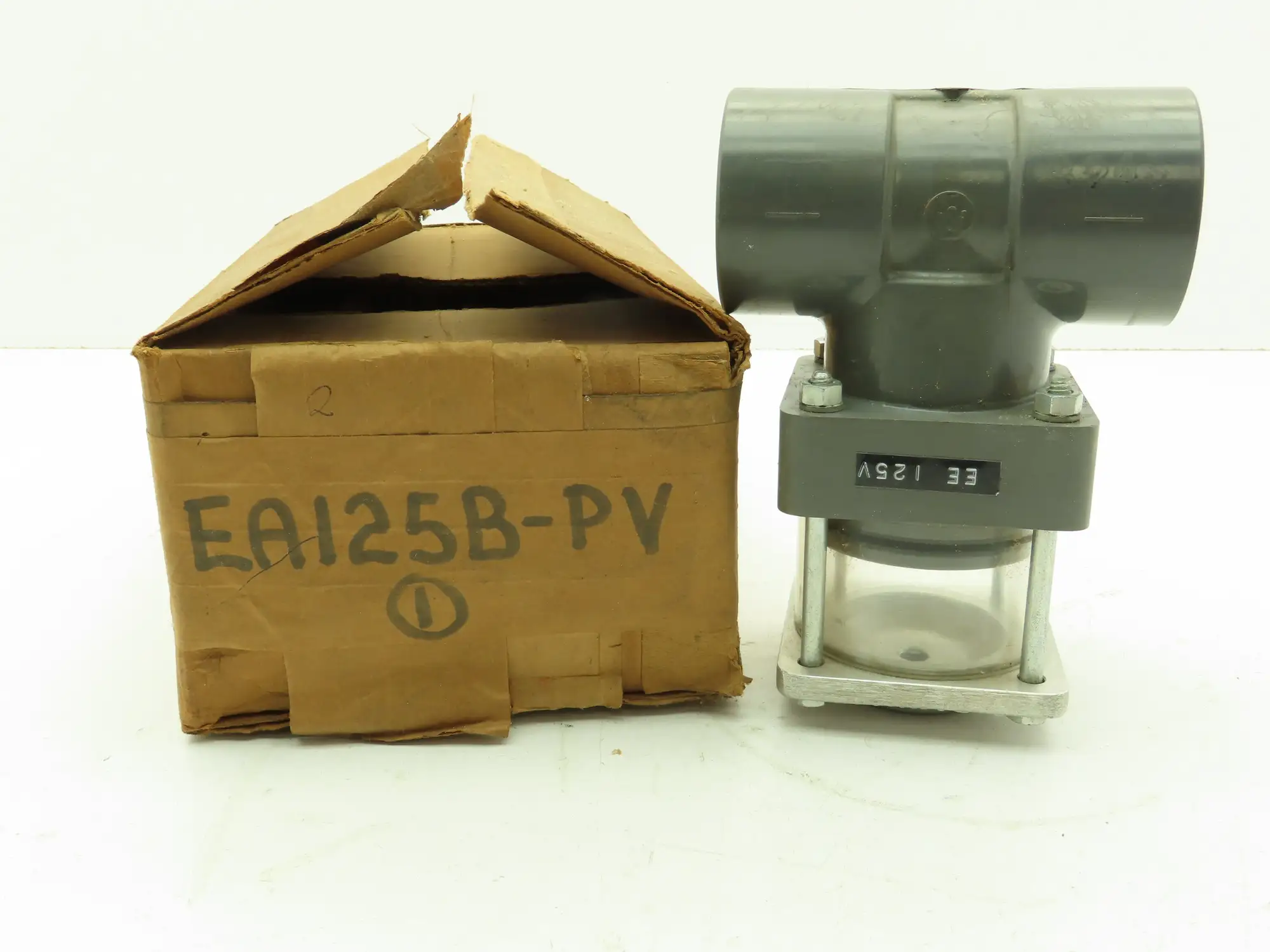 Valvmatic EE125V 1 1/4" Shutoff Valve Double Action Pneumatic Powered PVC