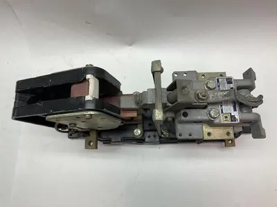 Used INDUSTRIAL MRO 7004 MEO1 PLC Contactors | Surplus Asset Holdings #1227239