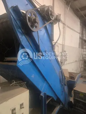 Unknown Manufacturer Used 150HP Granulator with Conveyor