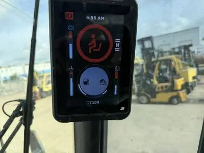 Used 2022 YALE GDP360EF Internal Combustion Forklifts: Pneumatic Tire Illinois US | Somerset Equipment Sales #1546180