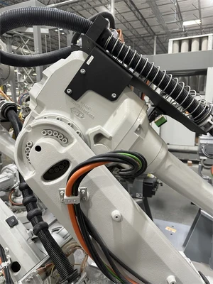 Used 2019 ABB IRB 4600 Robotics California US | MachineryMax #1462113