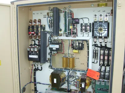 VeeArc Super 7000 60hp Adjustable Frequency Drive