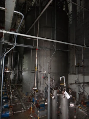 9,330 Gallon 304 Stainless Vertical Tanks