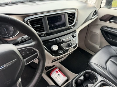 Used 2020 CHRYSLER PACIFICA VOYAGER Vans Ohio US | Miedema Asset Management Group #1577839