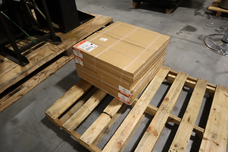 Used ULINE S-9921 Shipping Supplies Minnesota US | Machinesused.com #1571958