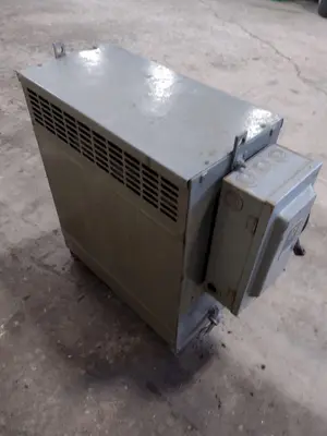 34KVA FEDERAL PACIFIC 460/230 MODEL 36B DRIVE ISOLATION ELECTRIC TRANSFORMER: STOCK 18571