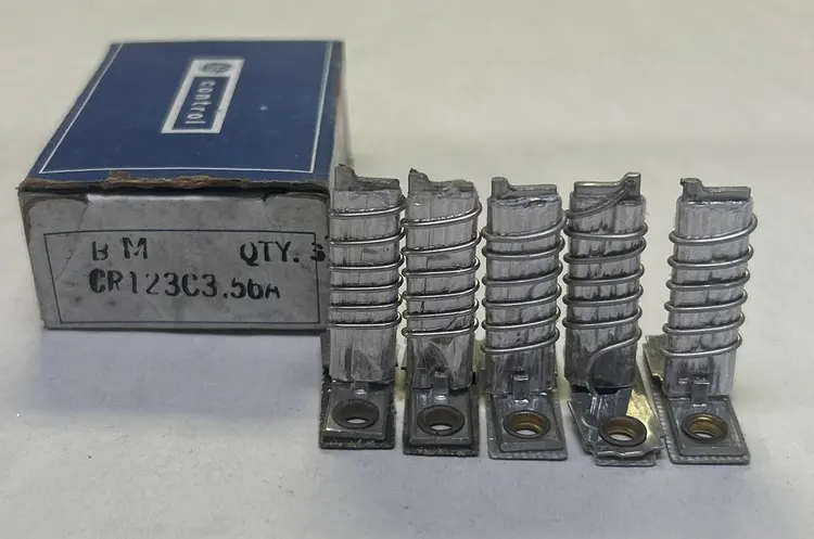 New | in-Stock GE CR123C3.56A Miscellaneous Equipment (Electrical & Power) | Surplus Asset Holdings #1196420