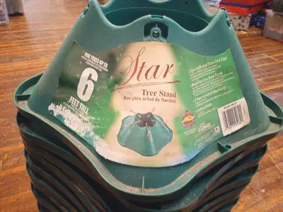 16 Tree stands