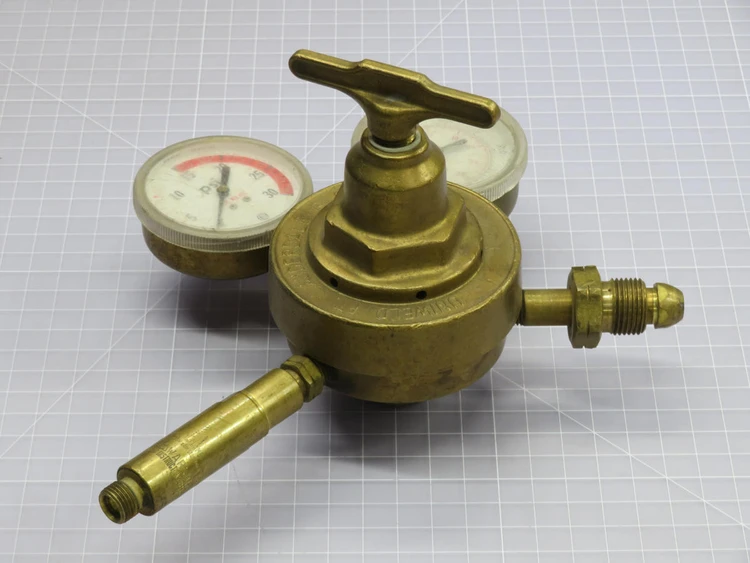 Used UNIWELD _UNKNOWN_ Air Pressure Regulators | OCO Industrial #1645050